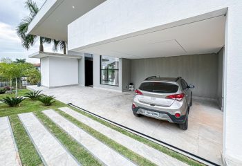 4223753547