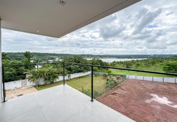 4223753627