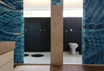 4372172592